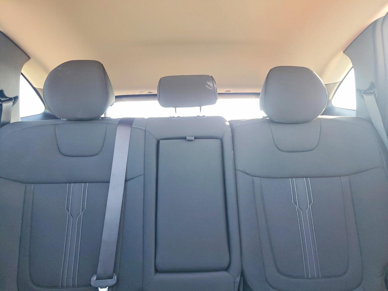 2025 HYUNDAI TUCSON SEL photo 10