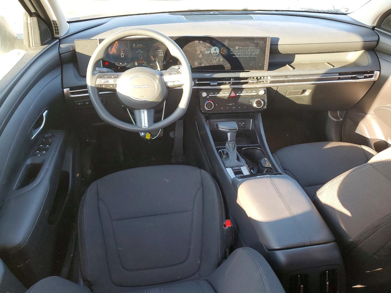 2025 HYUNDAI TUCSON SEL photo 8