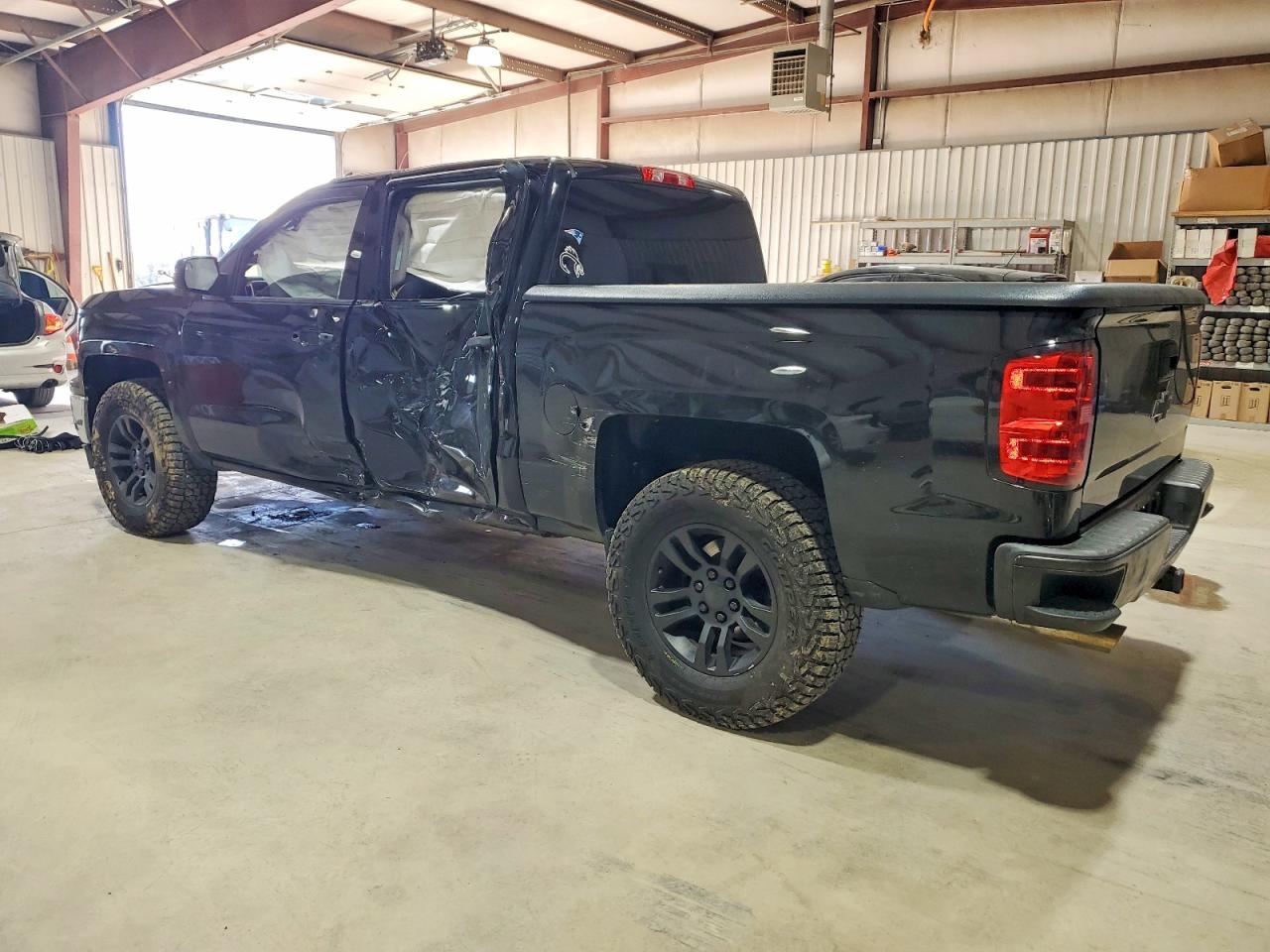 2014 CHEVROLET SILVERADO K1500 LT photo 2