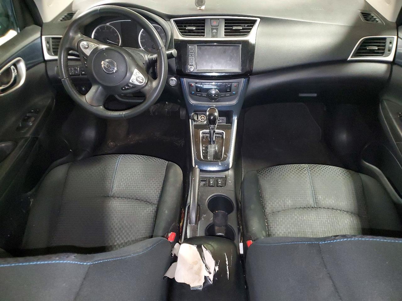2019 NISSAN SENTRA S photo 8