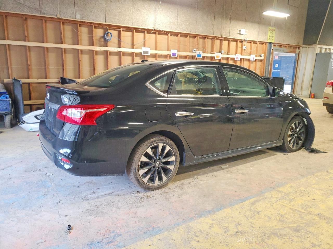 2019 NISSAN SENTRA S photo 3