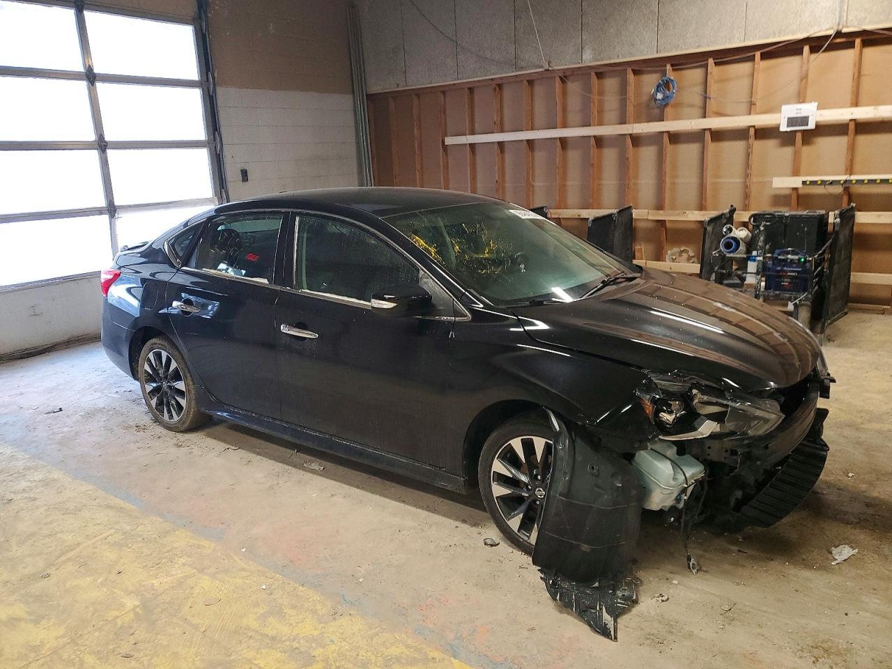 2019 NISSAN SENTRA S photo 4