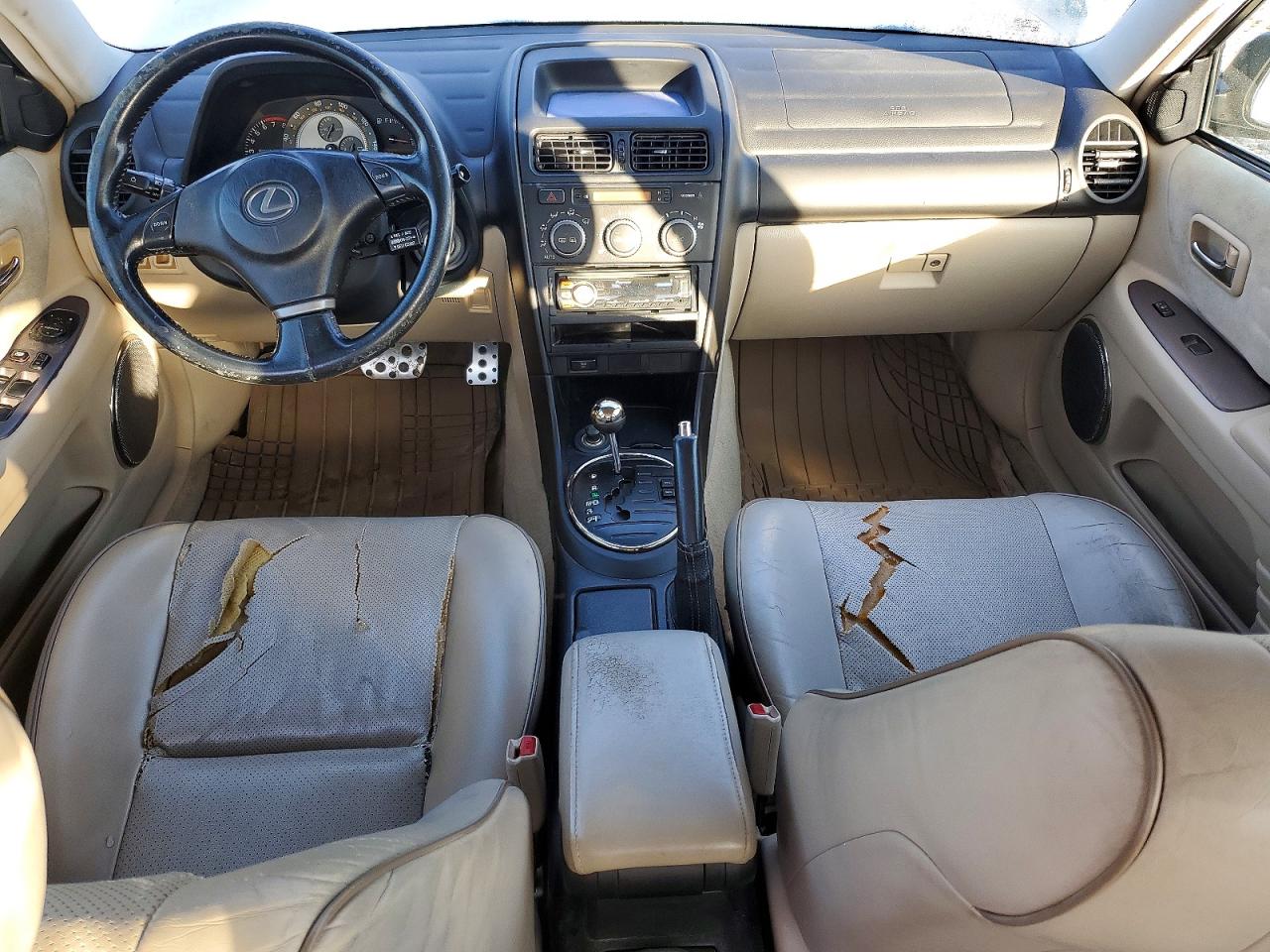2003 LEXUS IS 300 photo 8