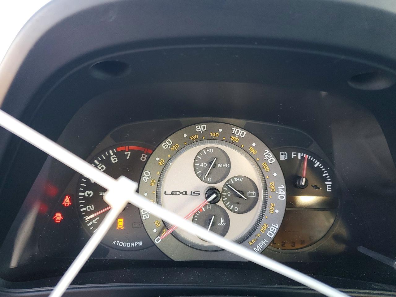 2003 LEXUS IS 300 photo 9