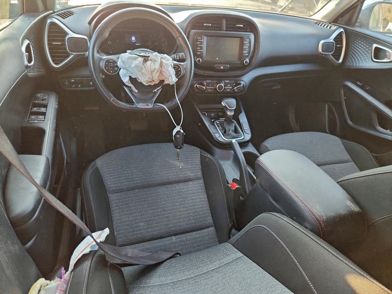 2021 KIA SOUL GT LINE photo 8