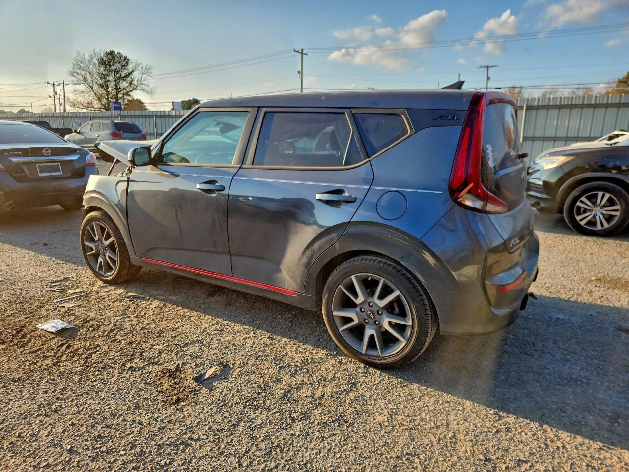 2021 KIA SOUL GT LINE photo 2