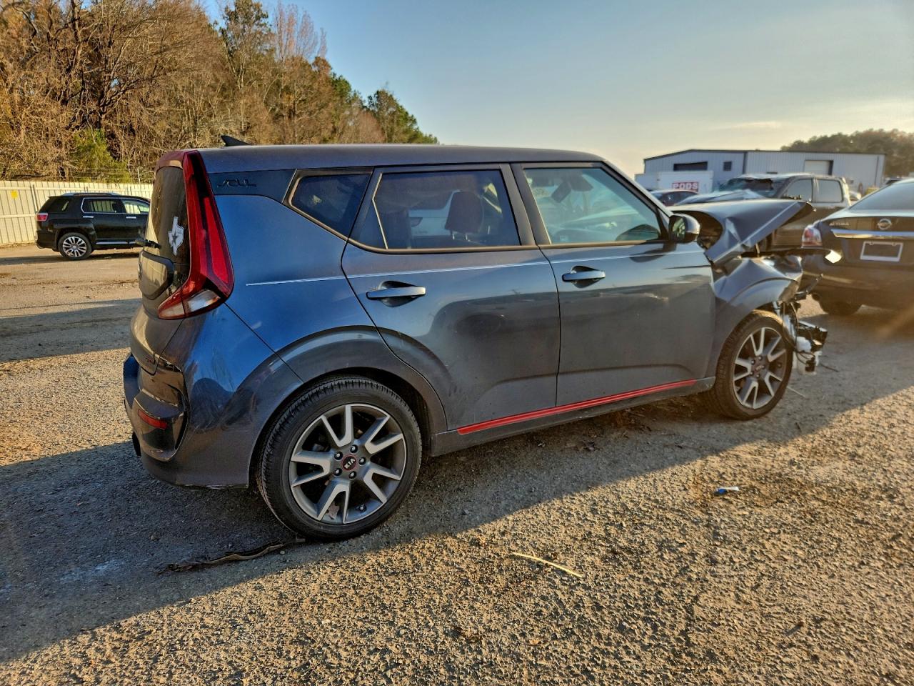 2021 KIA SOUL GT LINE photo 3