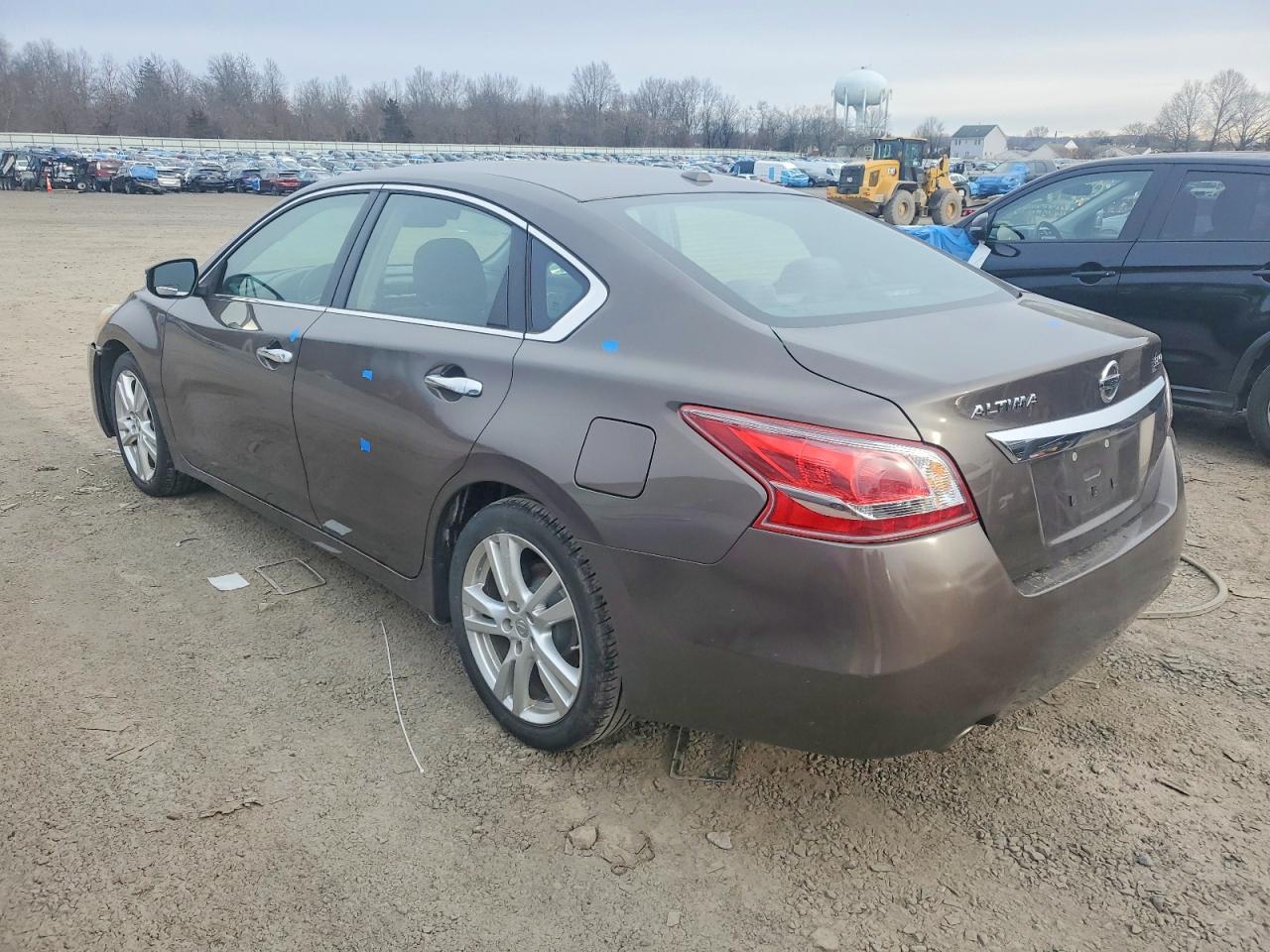 2013 NISSAN ALTIMA 3.5S photo 2