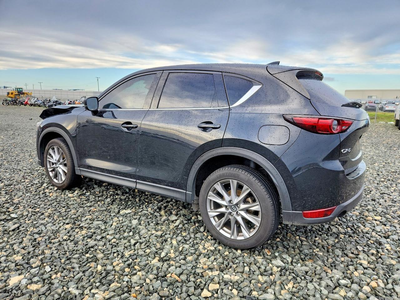 2021 MAZDA CX-5 GRAND TOURING photo 2