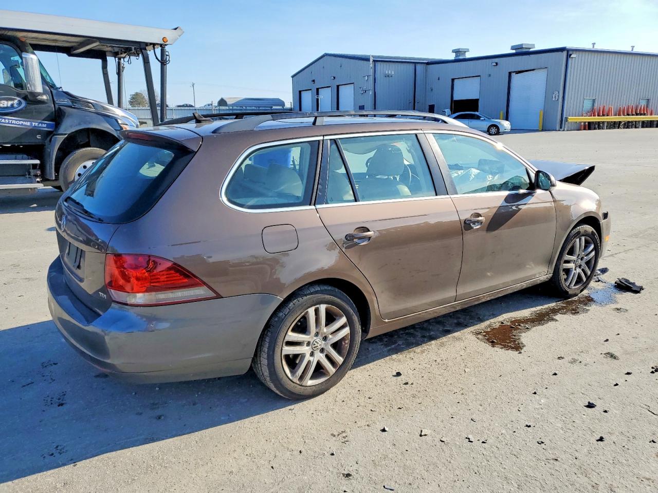 2011 VOLKSWAGEN JETTA TDI photo 3