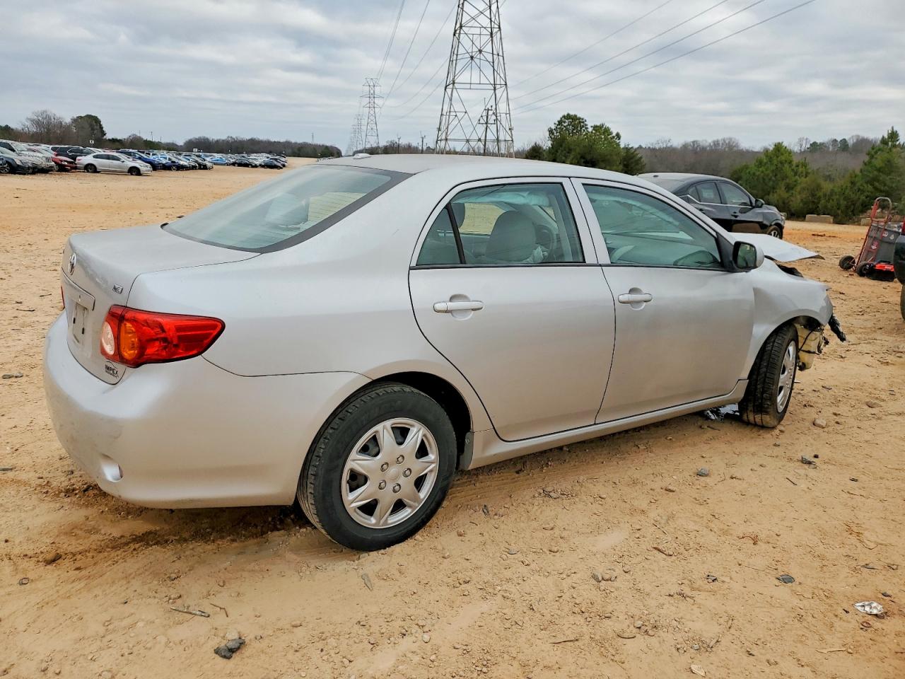 2010 TOYOTA COROLLA BASE photo 3