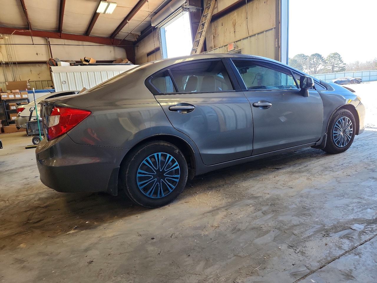 2012 HONDA CIVIC LX photo 5
