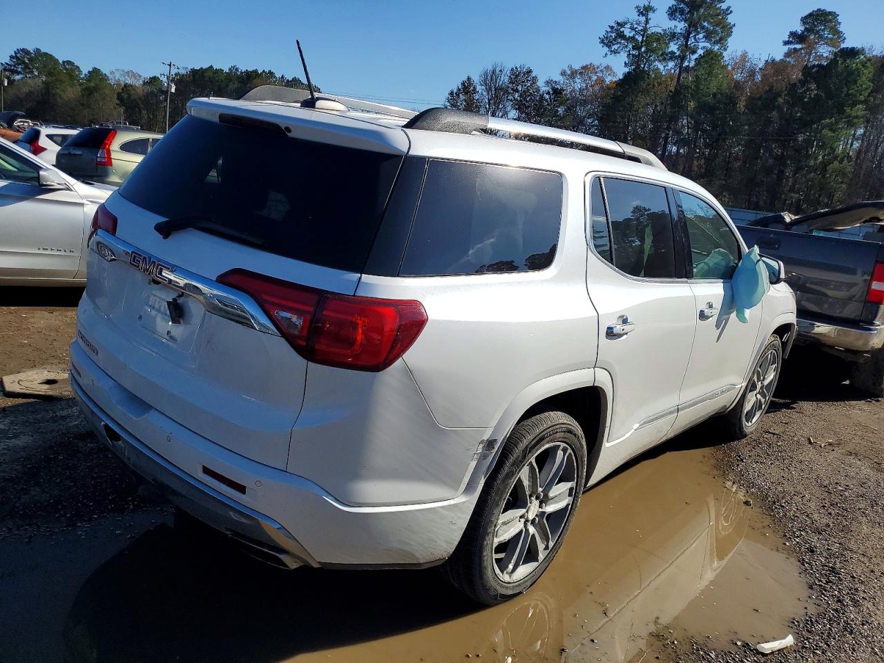2019 GMC ACADIA DENALI photo 3