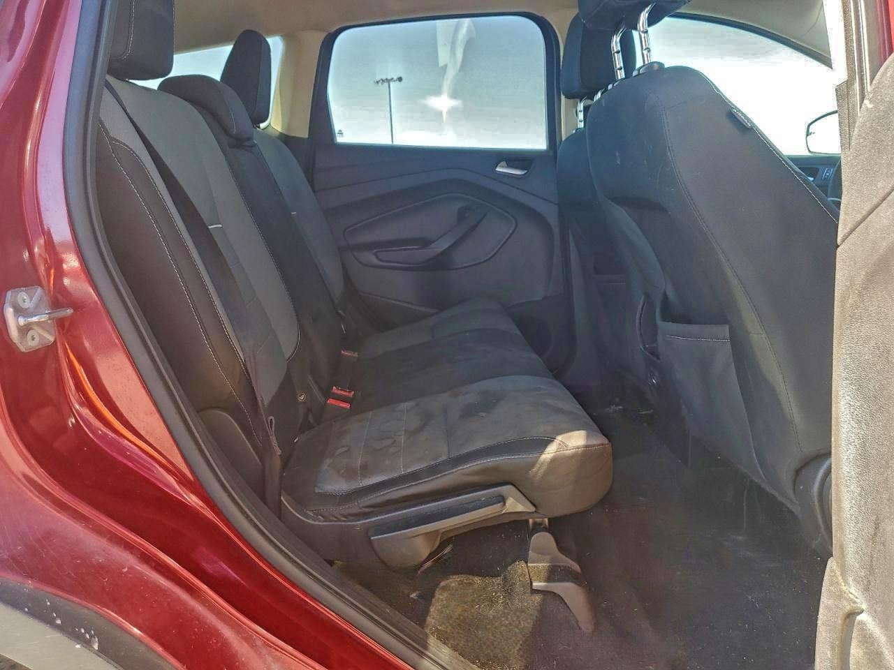 2015 FORD ESCAPE SE photo 11
