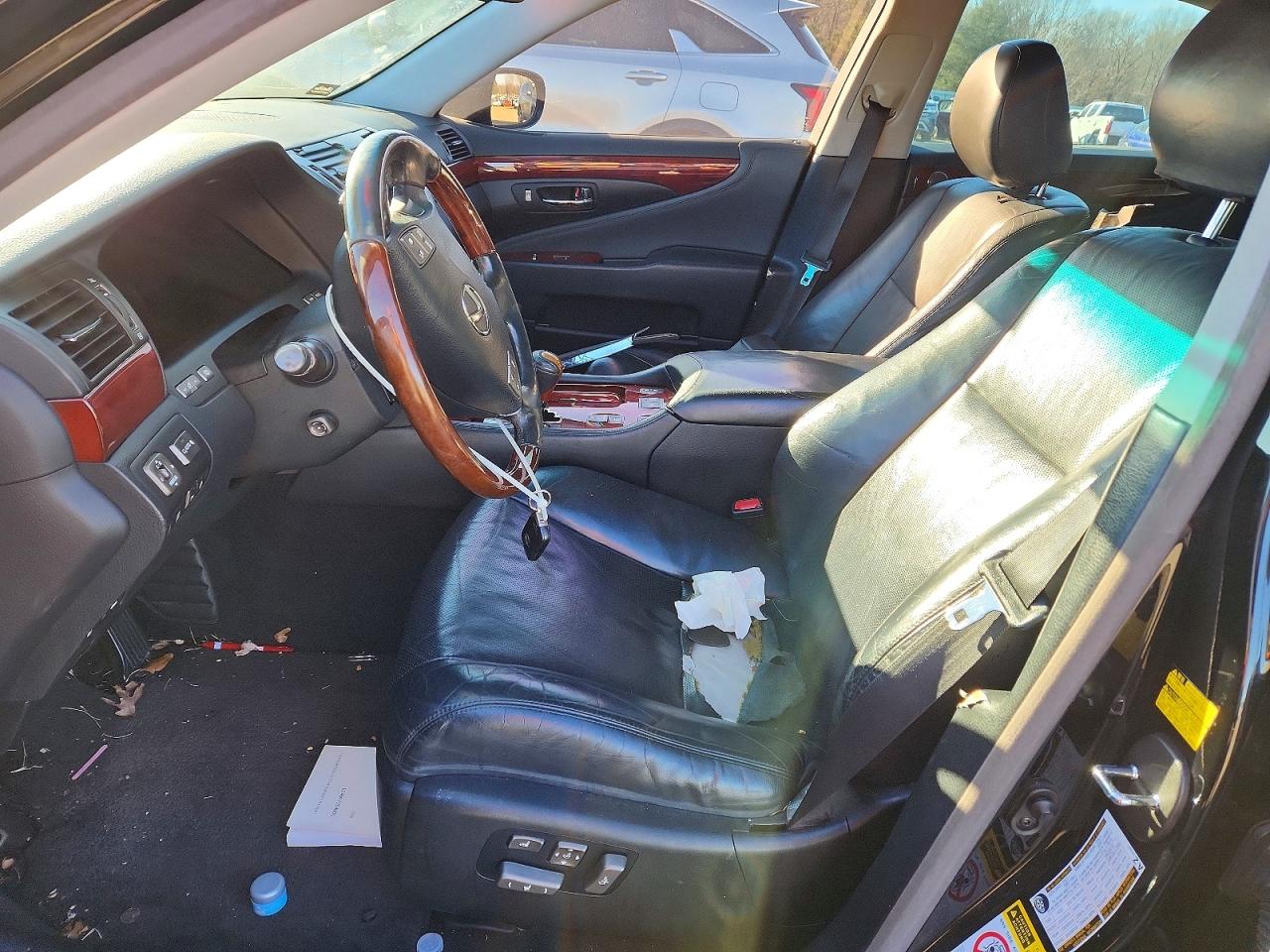 2008 LEXUS LS 460 photo 7