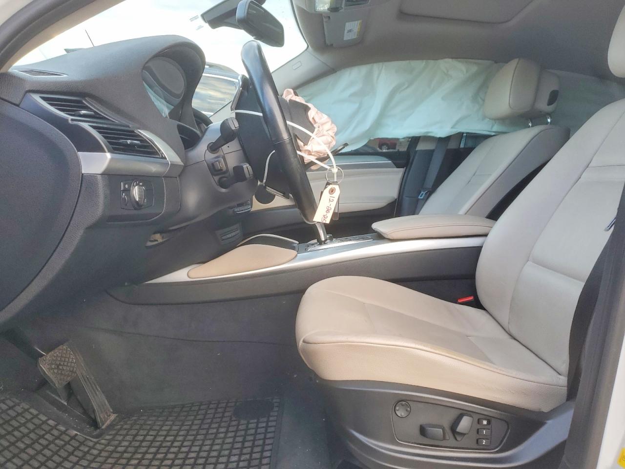 2012 BMW X6 XDRIVE35I photo 13