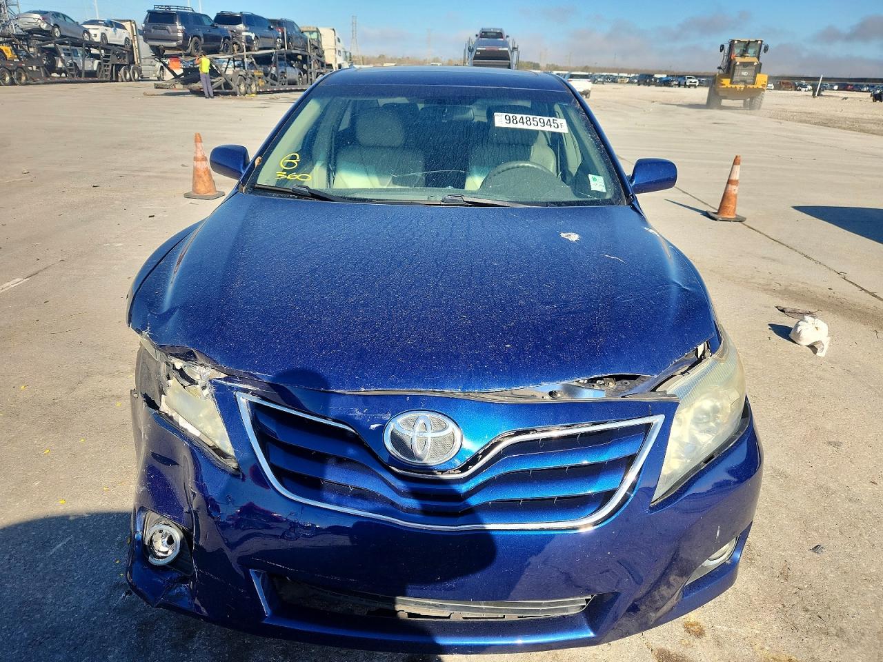 2011 TOYOTA CAMRY BASE photo 5
