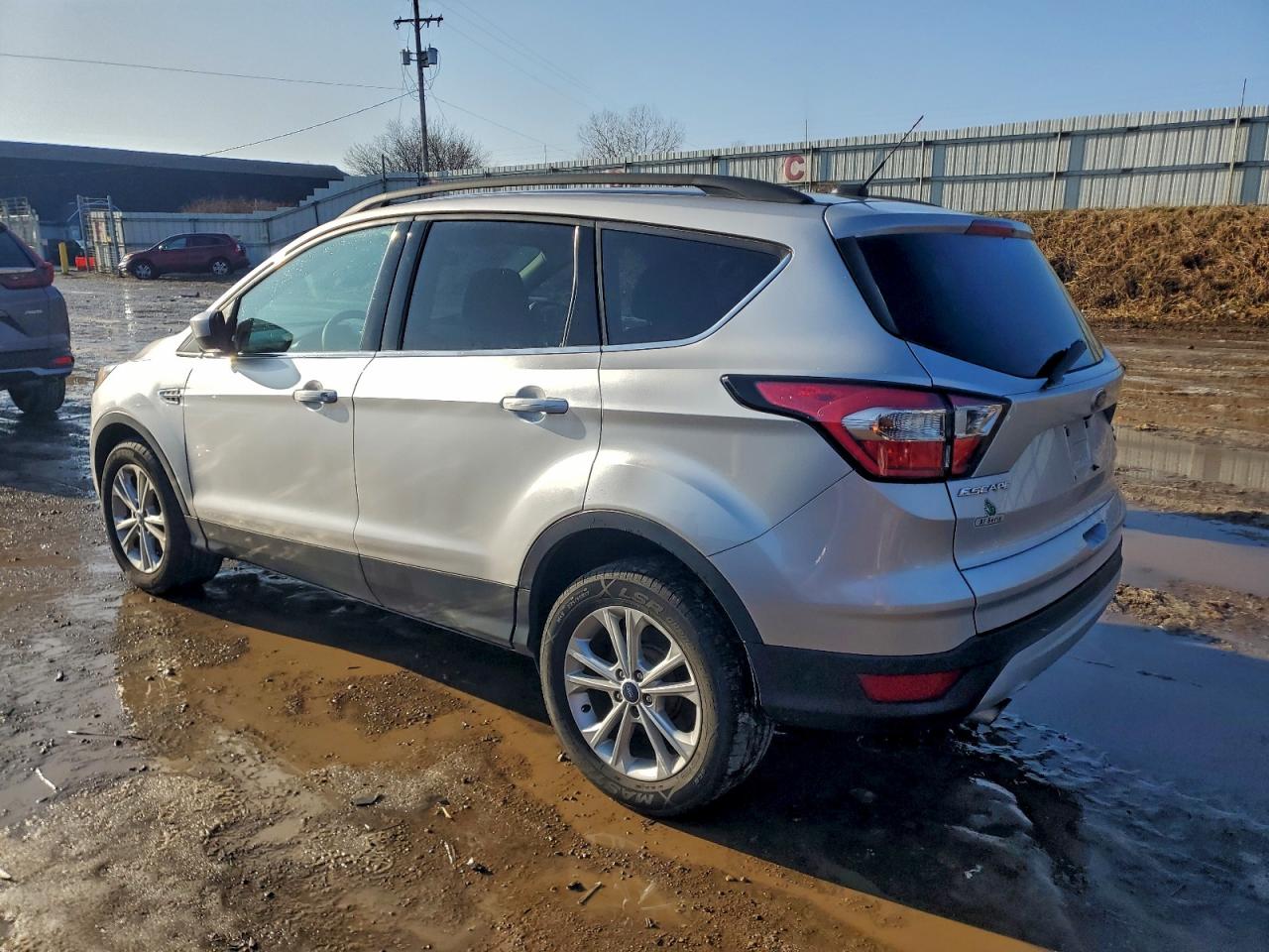 2017 FORD ESCAPE SE photo 2