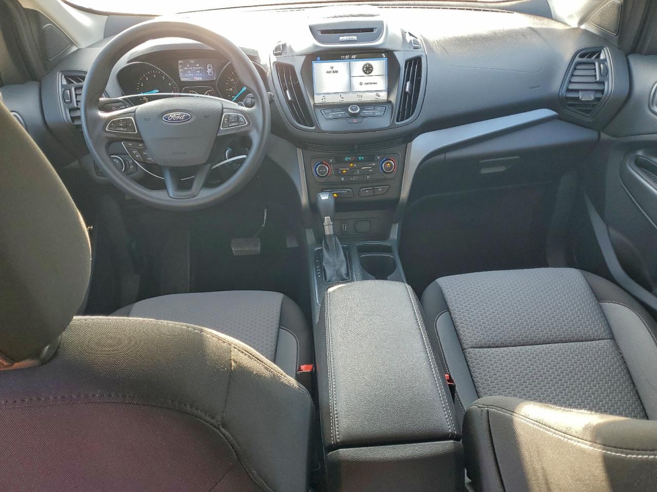 2017 FORD ESCAPE SE photo 8