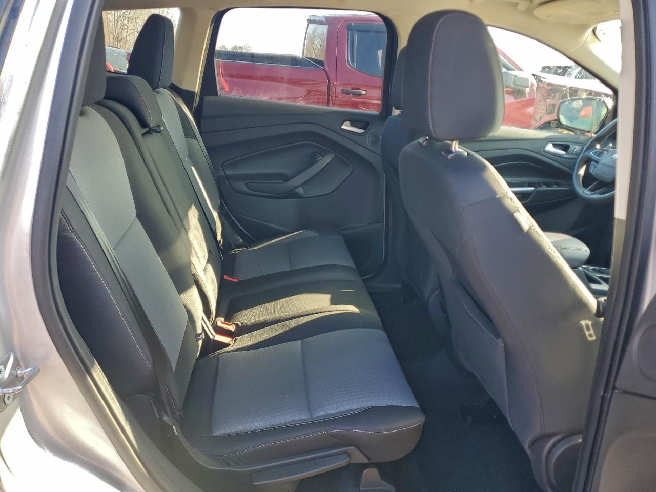 2017 FORD ESCAPE SE photo 11