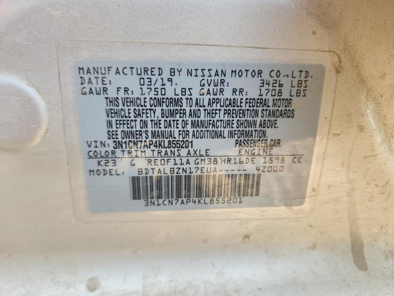 2019 NISSAN VERSA S photo 12