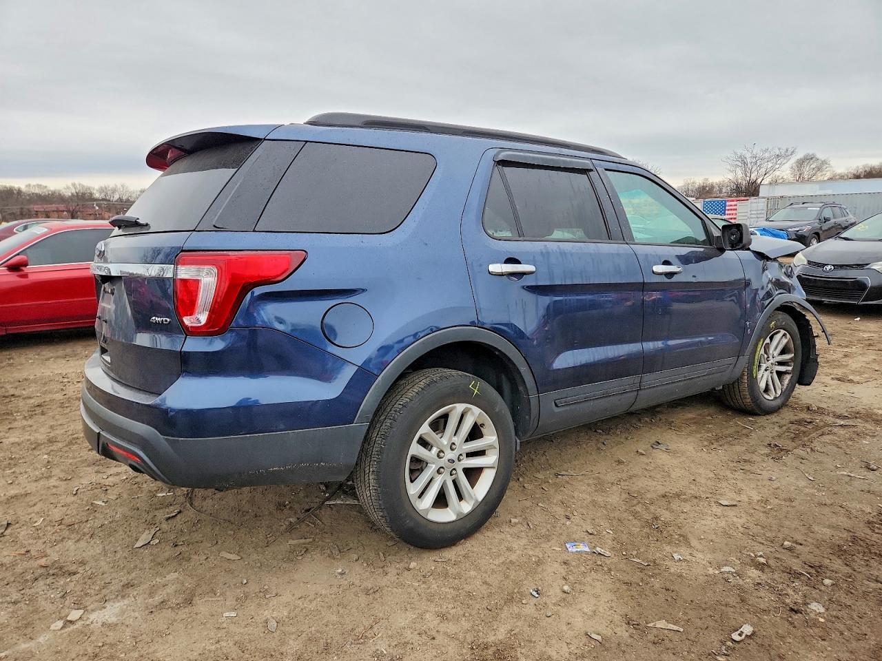 2017 FORD EXPLORER photo 3