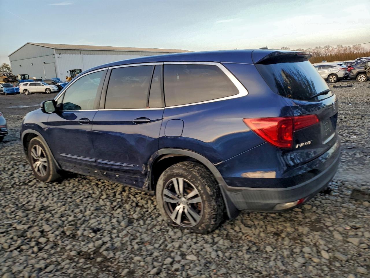 2016 HONDA PILOT EXL photo 4