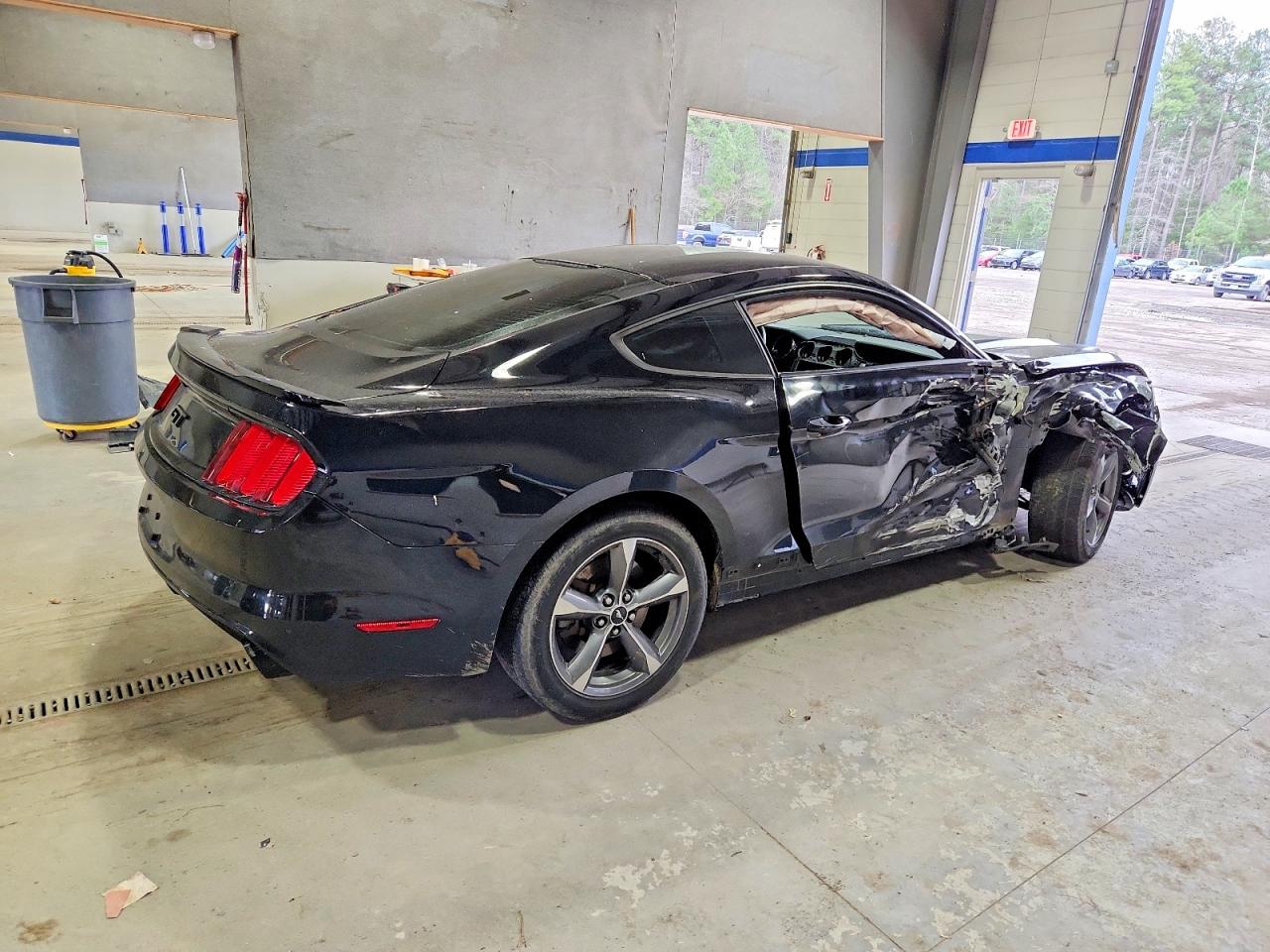 2016 FORD MUSTANG GT photo 3