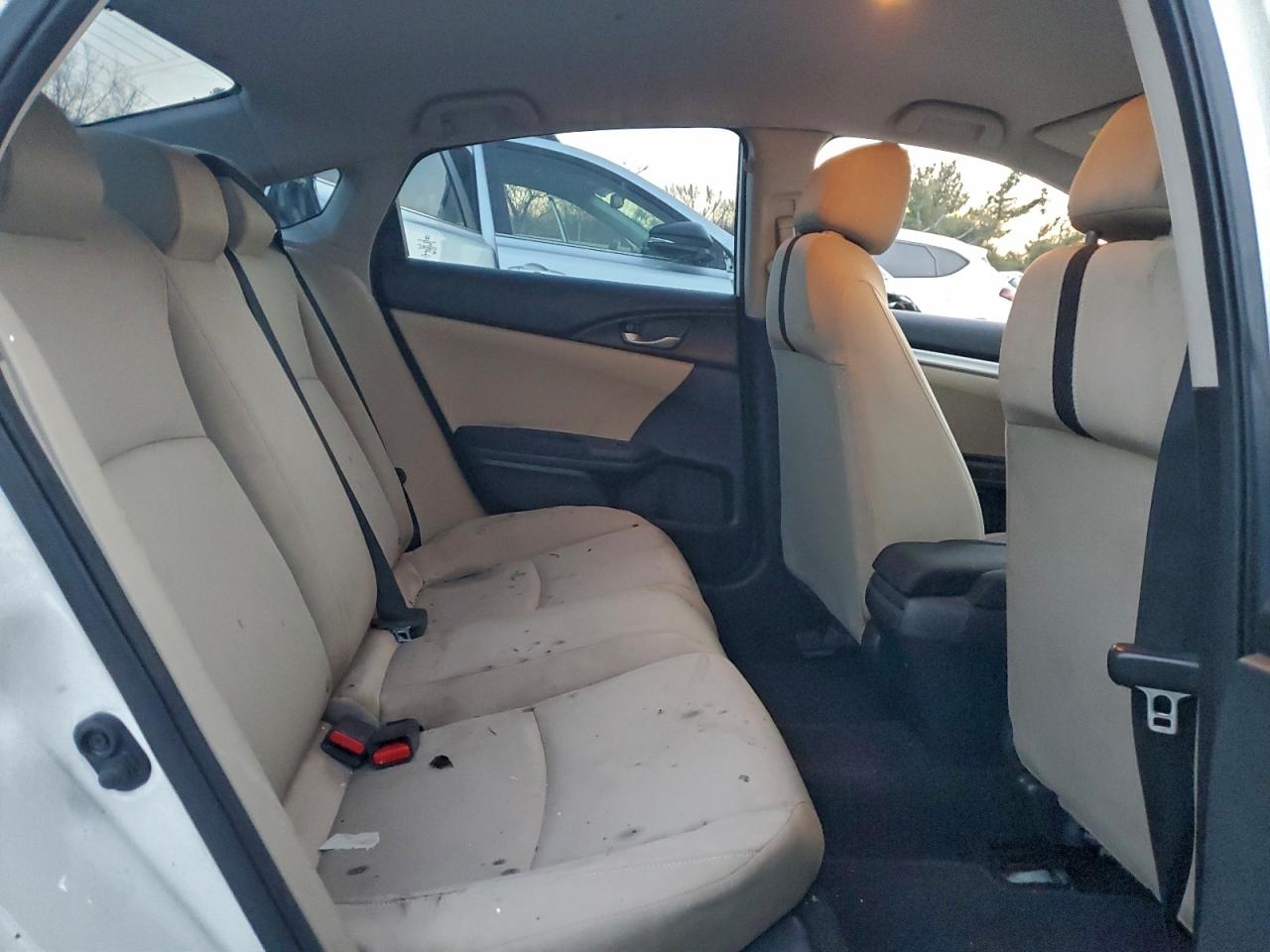 2016 HONDA CIVIC LX photo 10