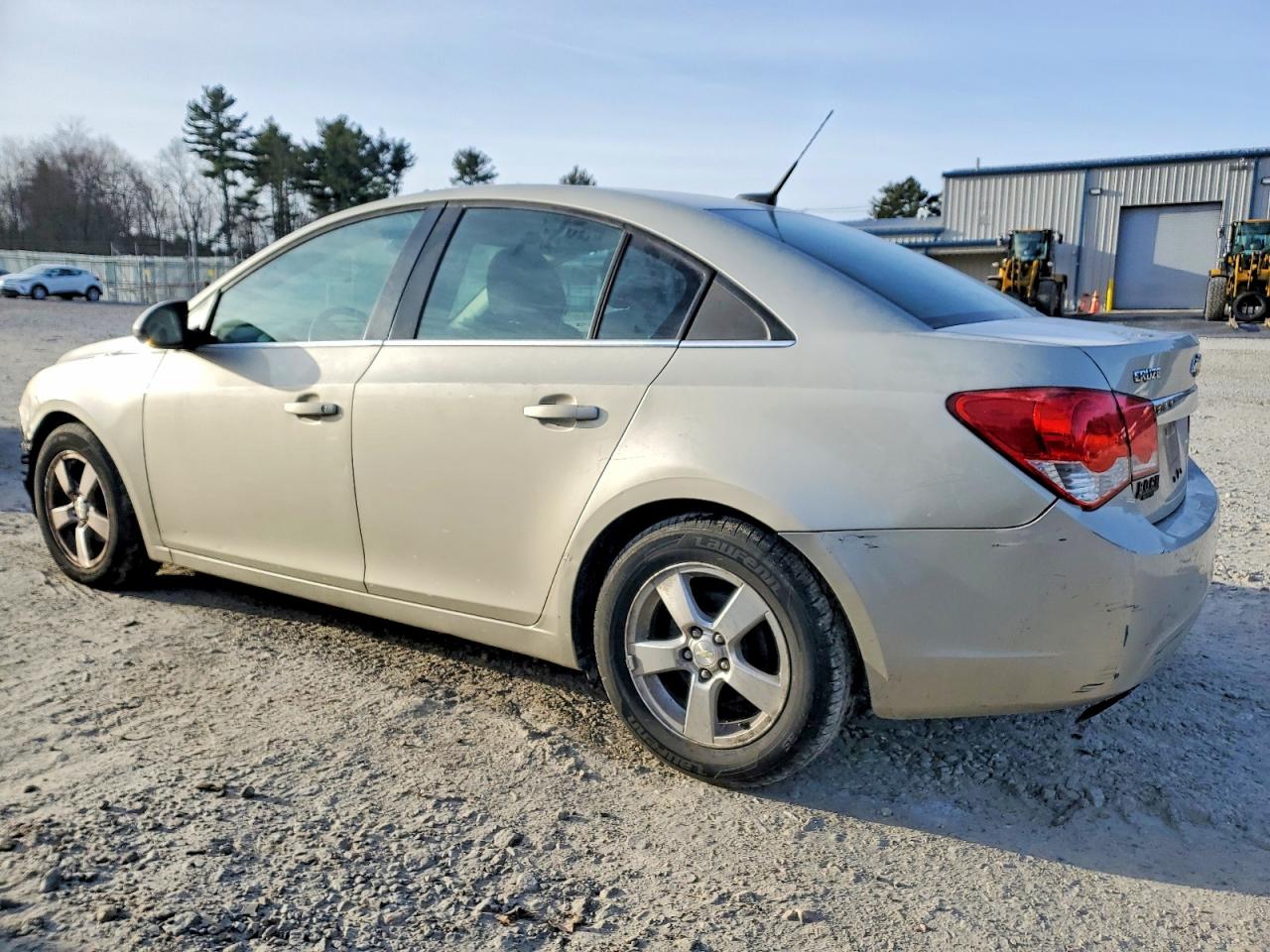 2013 CHEVROLET CRUZE LT photo 2