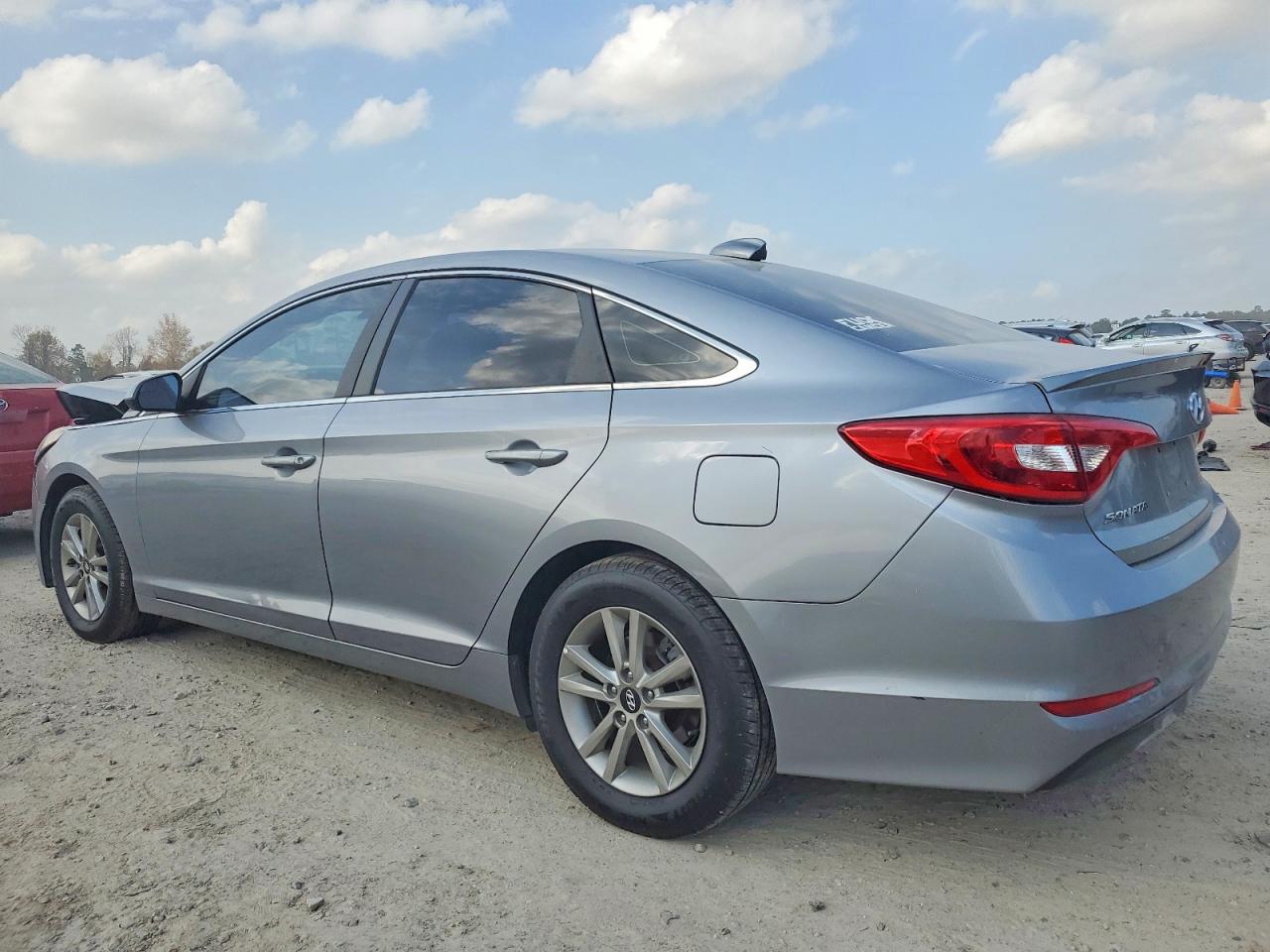 2016 HYUNDAI SONATA SE photo 2