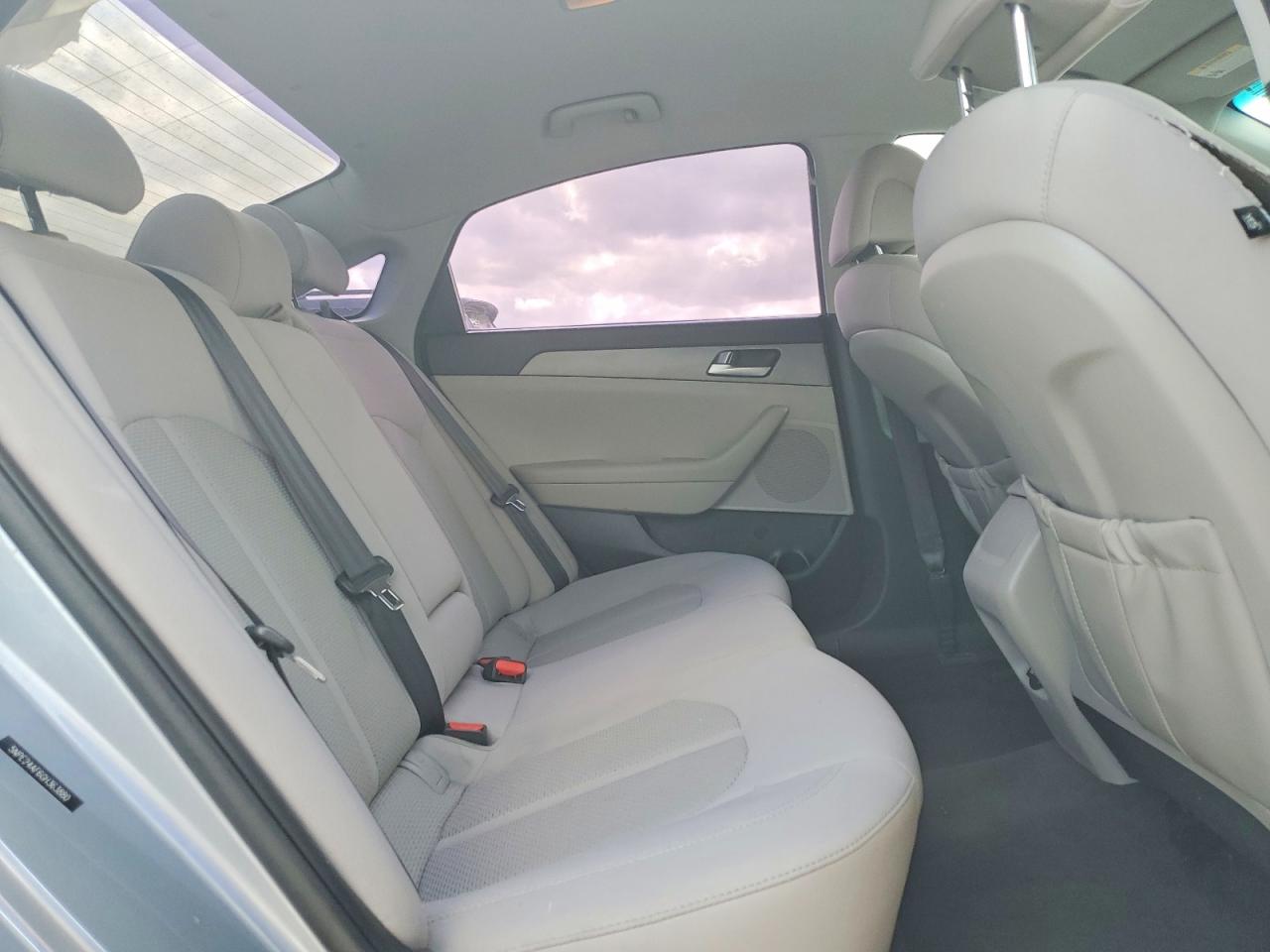 2016 HYUNDAI SONATA SE photo 10
