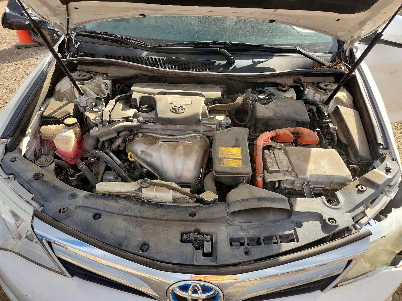 2014 TOYOTA CAMRY HYBRID photo 11