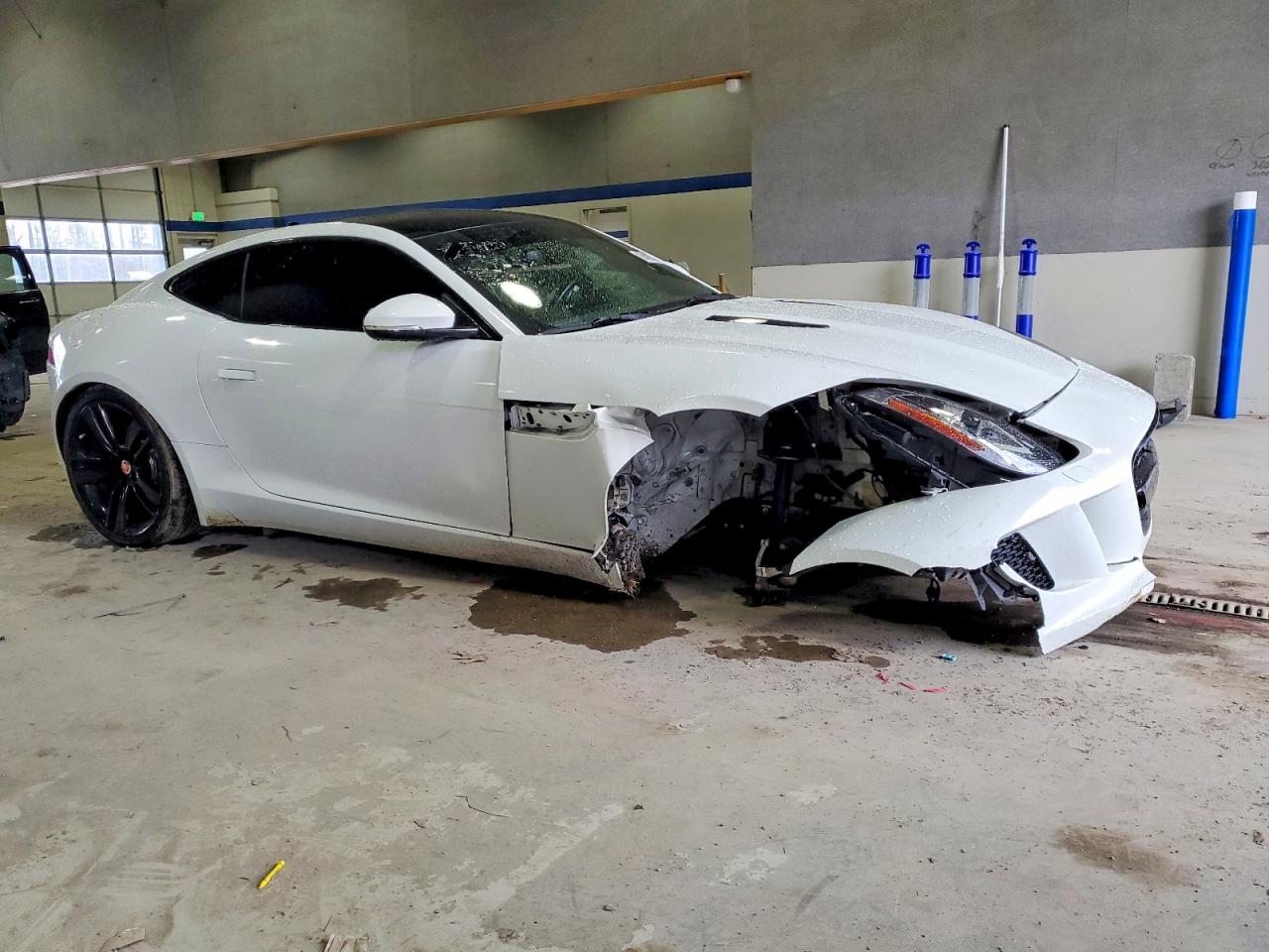 2016 JAGUAR F-TYPE photo 10