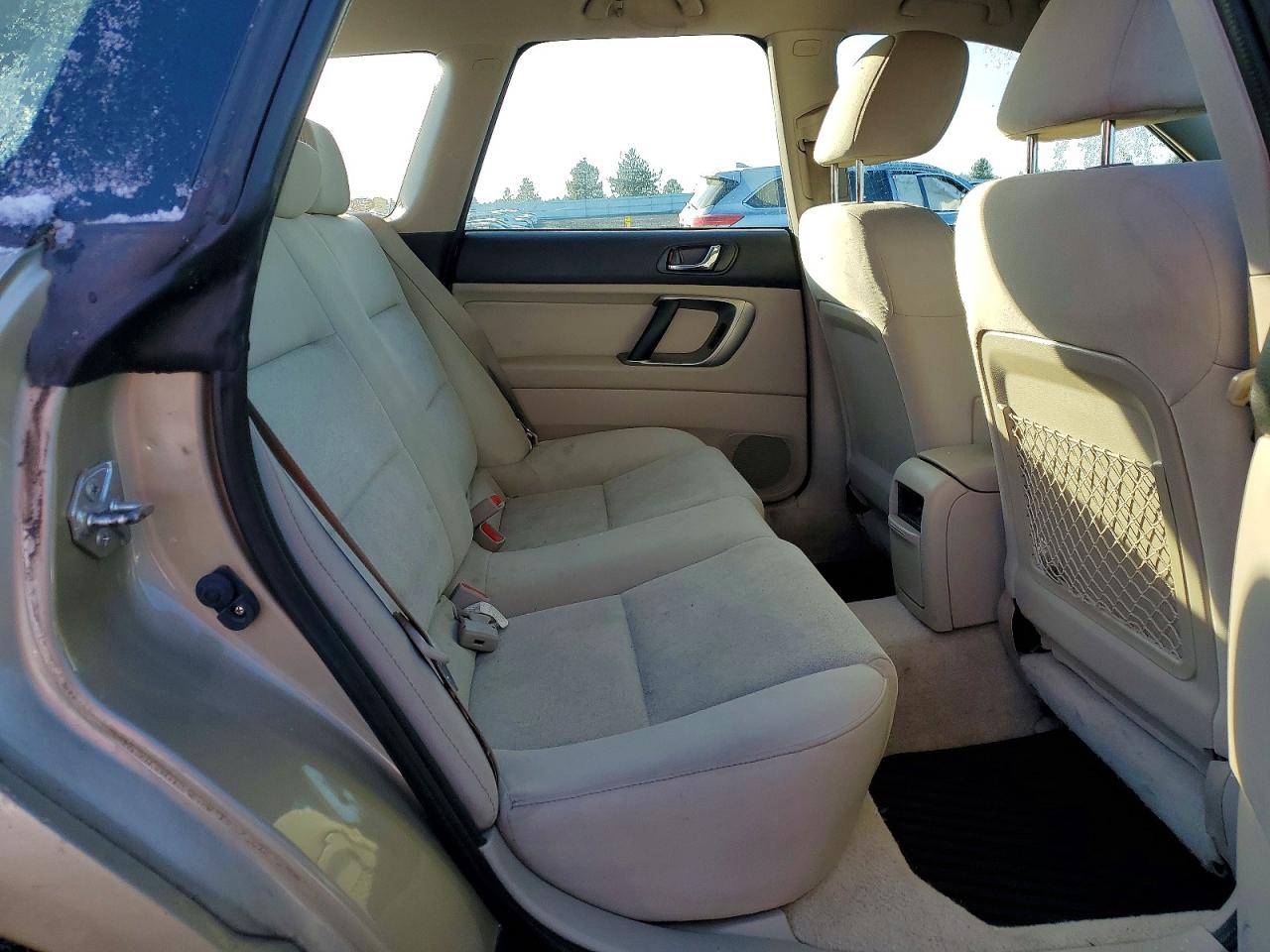 2008 SUBARU OUTBACK photo 11