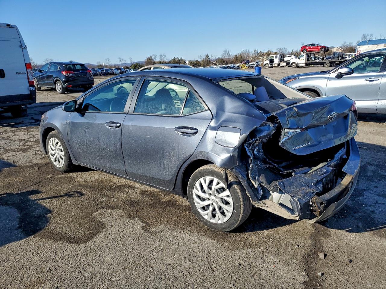 2018 TOYOTA COROLLA L photo 2