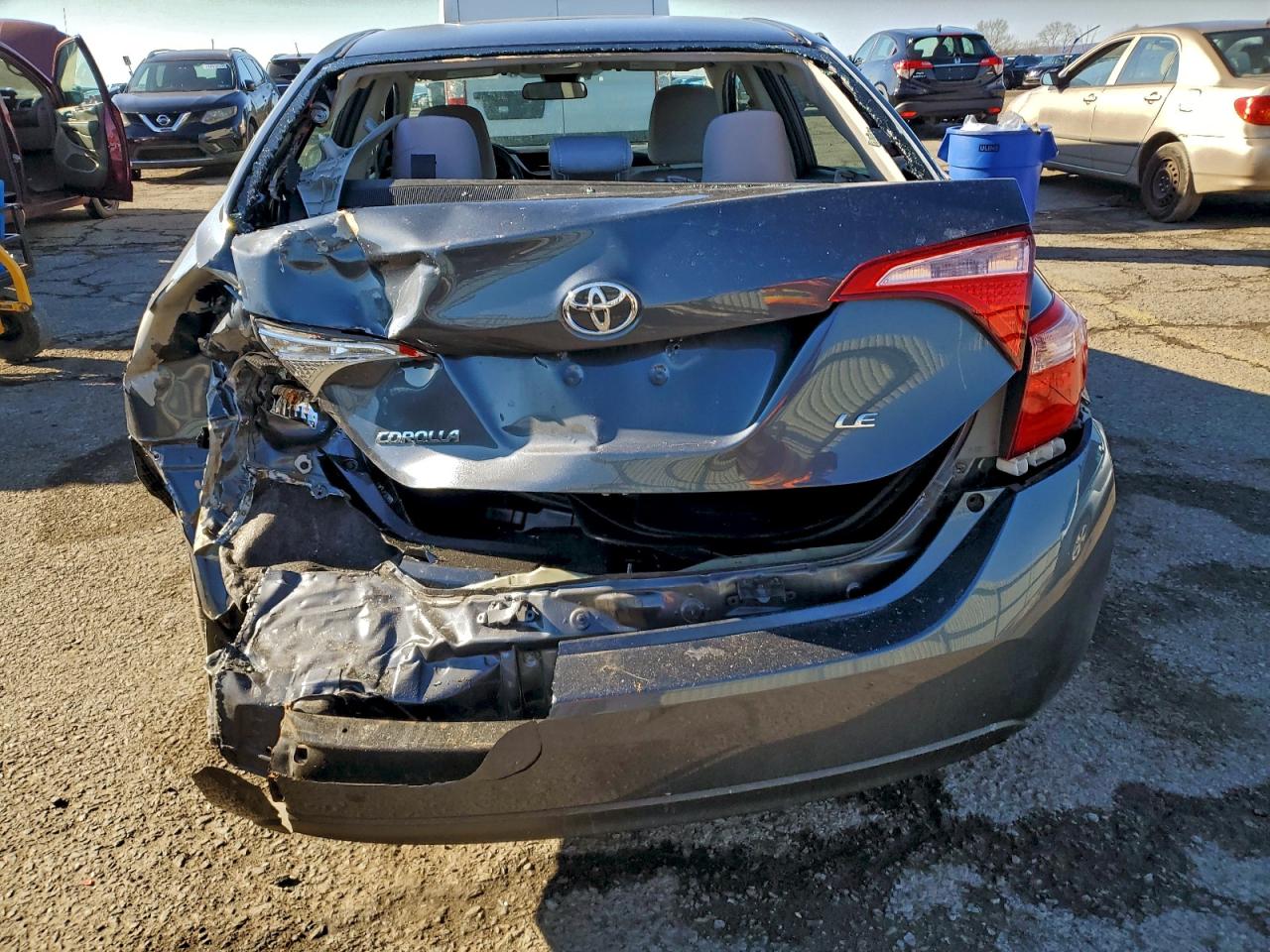2018 TOYOTA COROLLA L photo 6