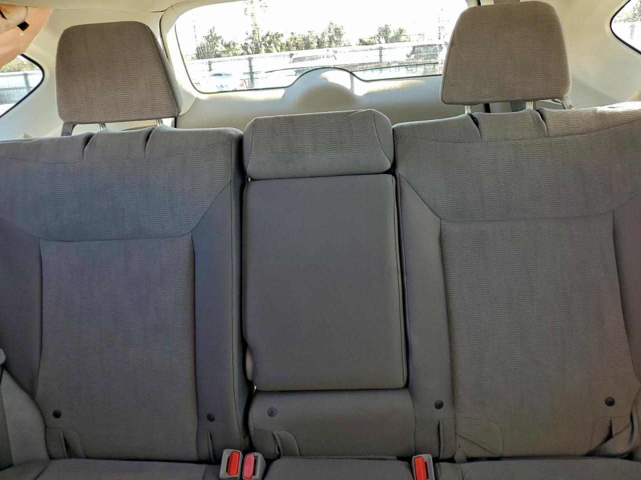 2013 HONDA CR-V LX photo 10