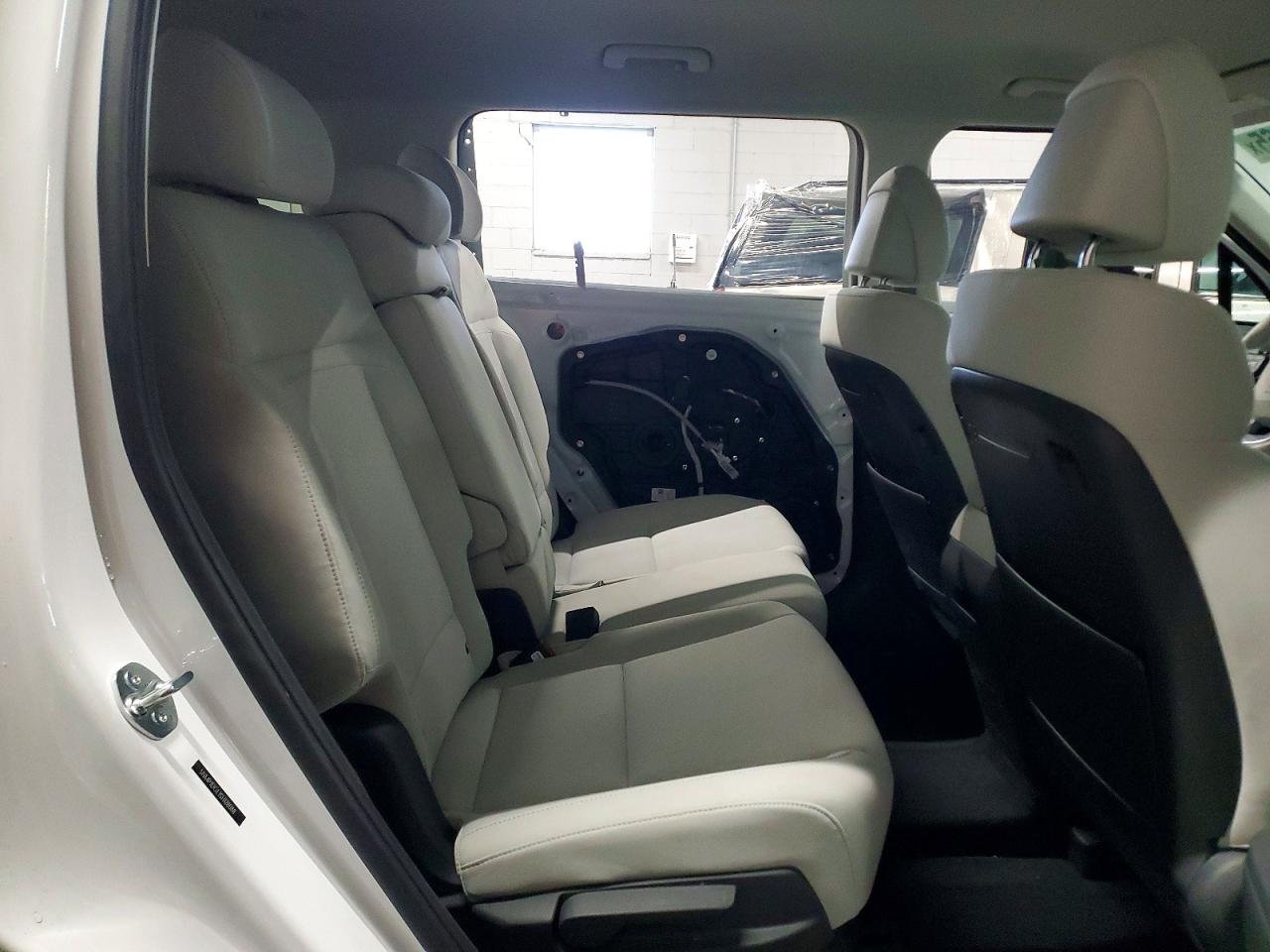 2025 HYUNDAI SANTA FE SE photo 11