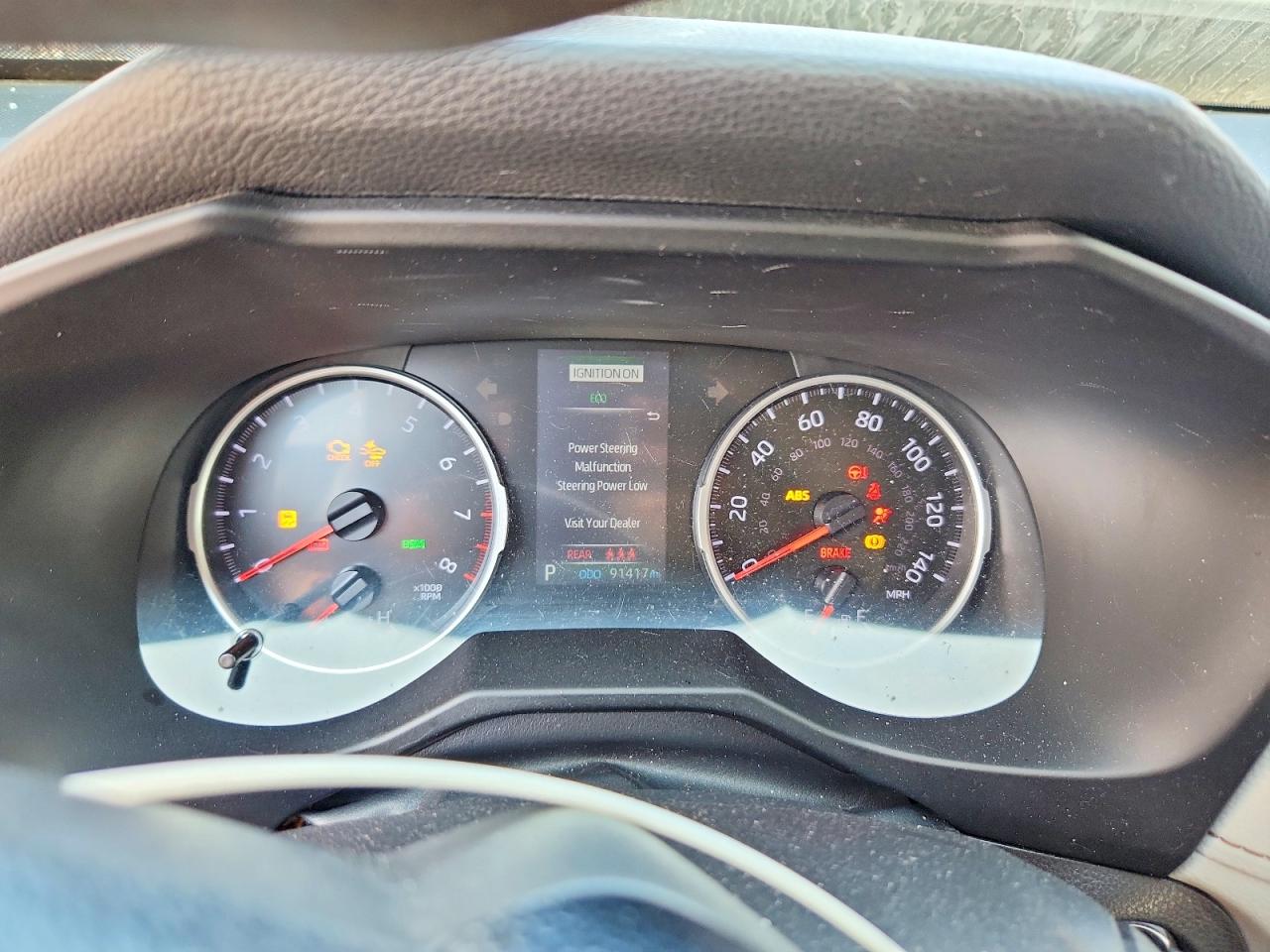 2021 TOYOTA RAV4 XLE photo 9