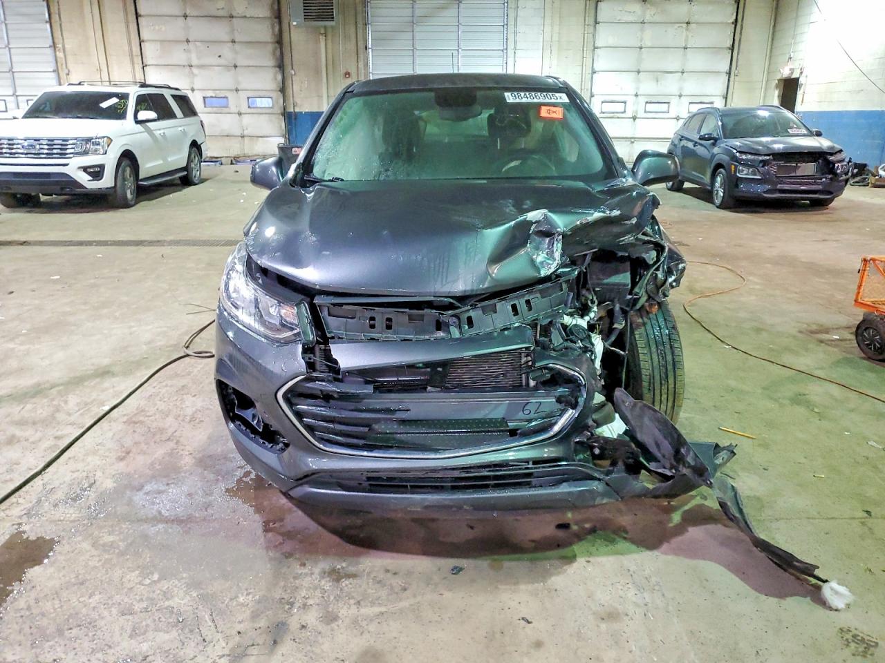 2019 CHEVROLET TRAX LS photo 5