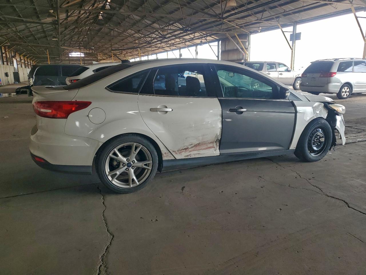 2015 FORD FOCUS TITANIUM photo 3
