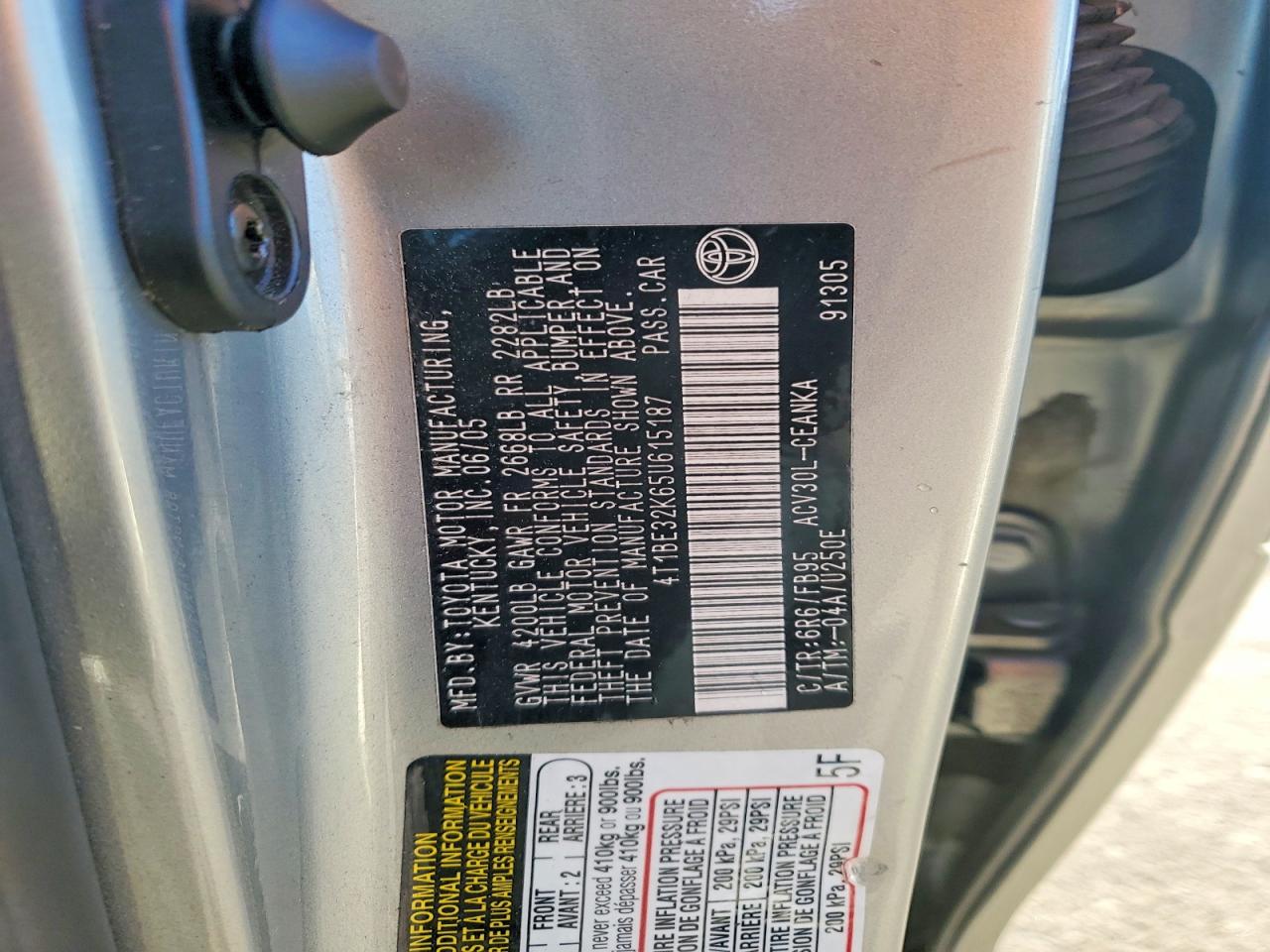 2005 TOYOTA CAMRY LE photo 12