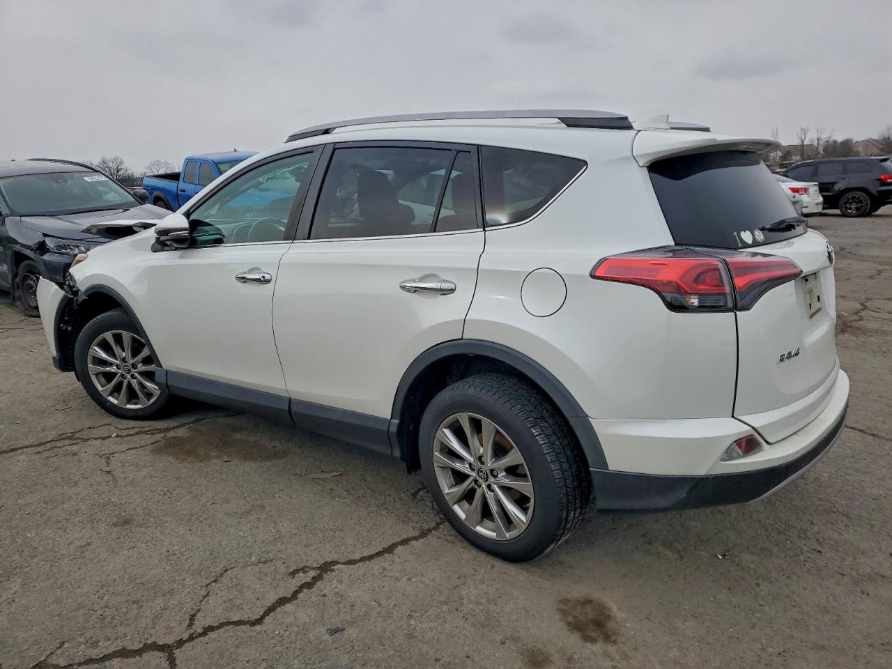 2018 TOYOTA RAV4 LIMITED photo 2