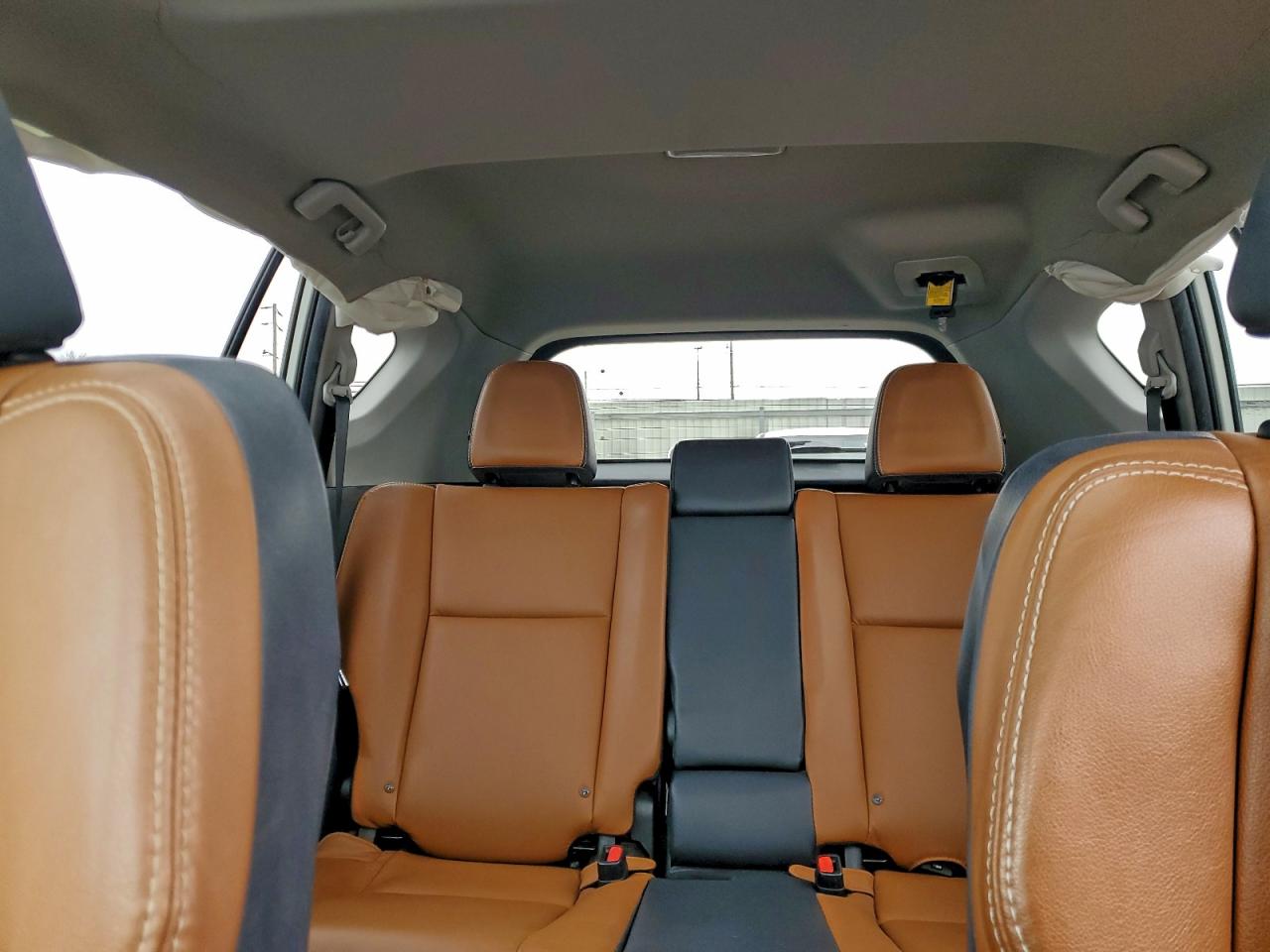 2018 TOYOTA RAV4 LIMITED photo 10