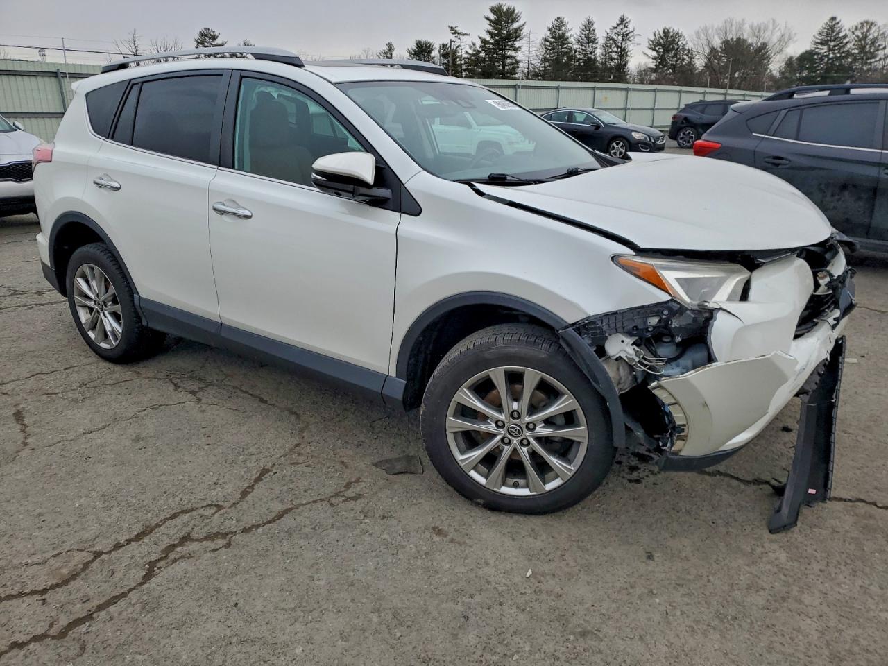 2018 TOYOTA RAV4 LIMITED photo 4