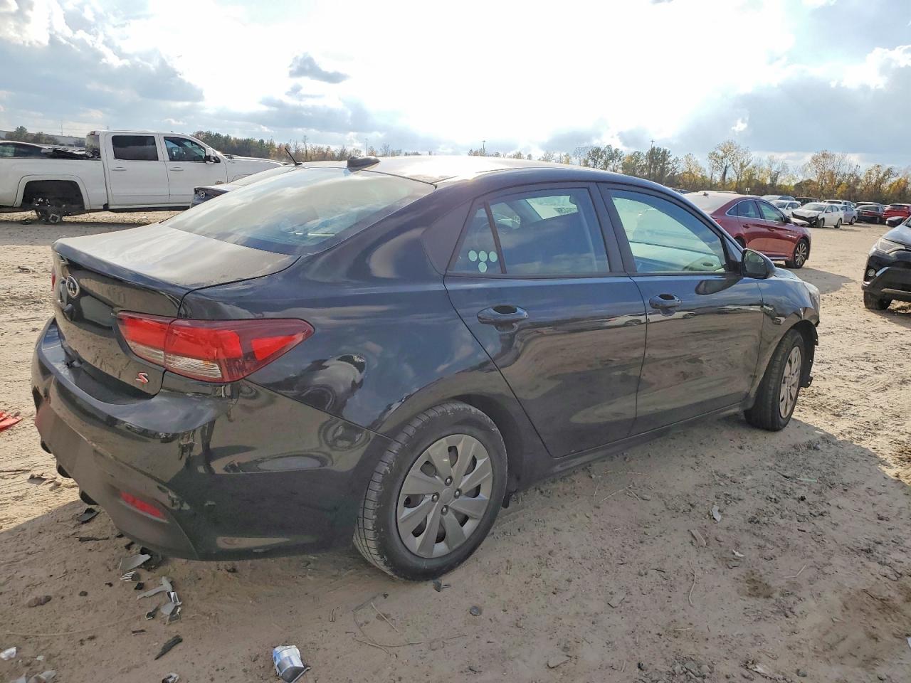 2017 CHEVROLET CRUZE LS photo 7