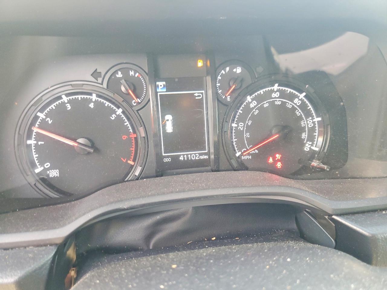2022 TOYOTA 4RUNNER SR5 photo 9
