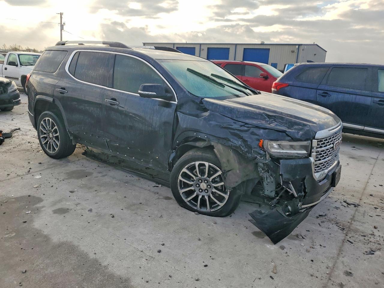 2021 GMC ACADIA DENALI photo 4