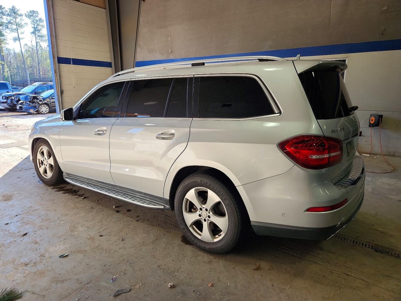 2017 MERCEDES-BENZ GLS 450 4MATIC photo 2